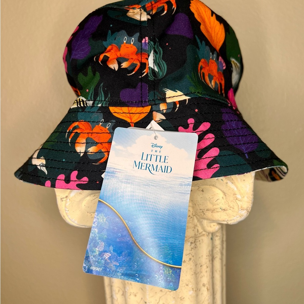 Disney Little Mermaid Colorful Sea Life Hat. NEW WITH TAGS